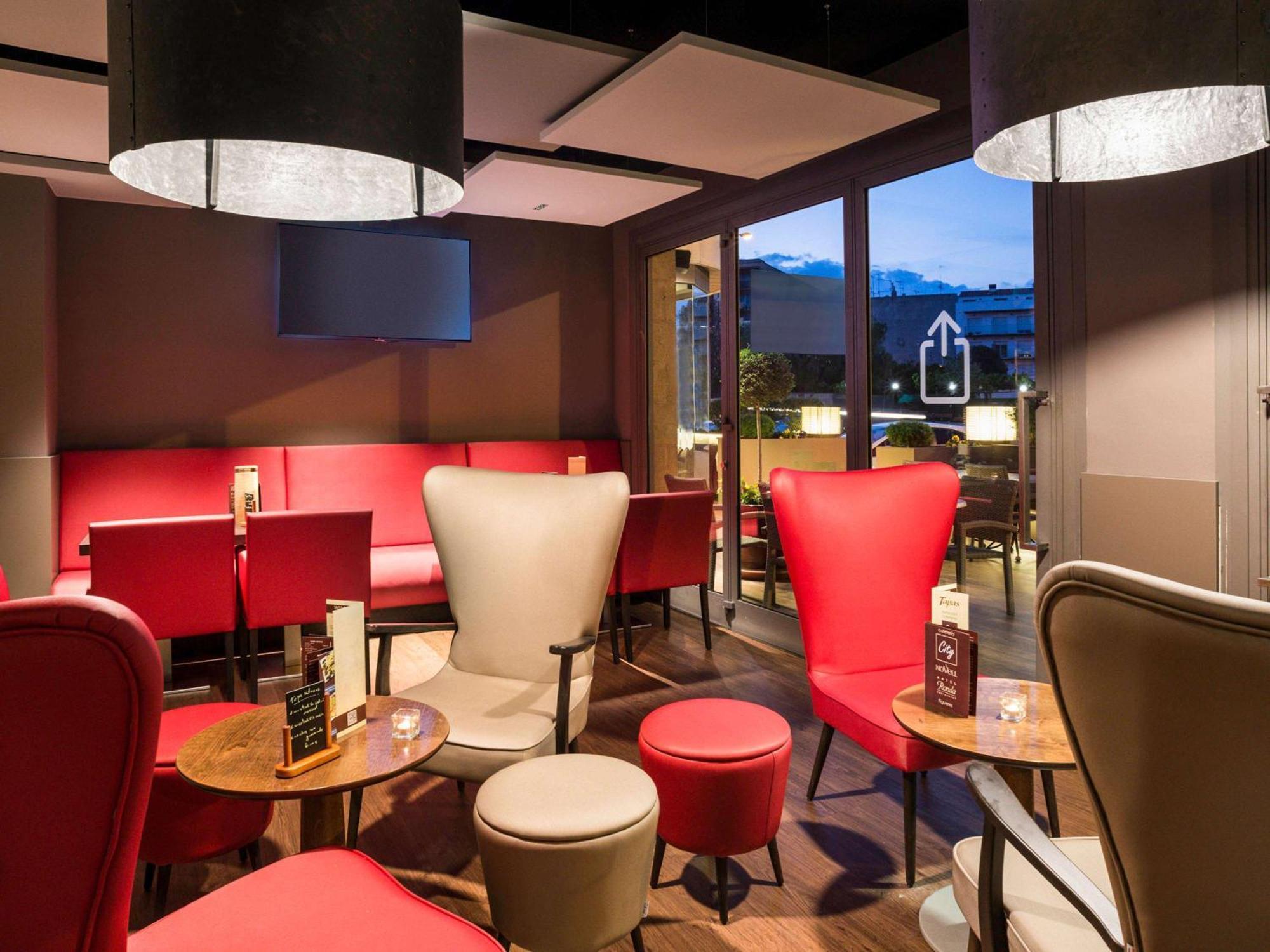 Ibis Styles Figueres Ronda Hotel Ngoại thất bức ảnh